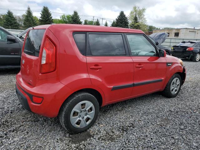 Parquets KIA SOUL 2013 Czerwony