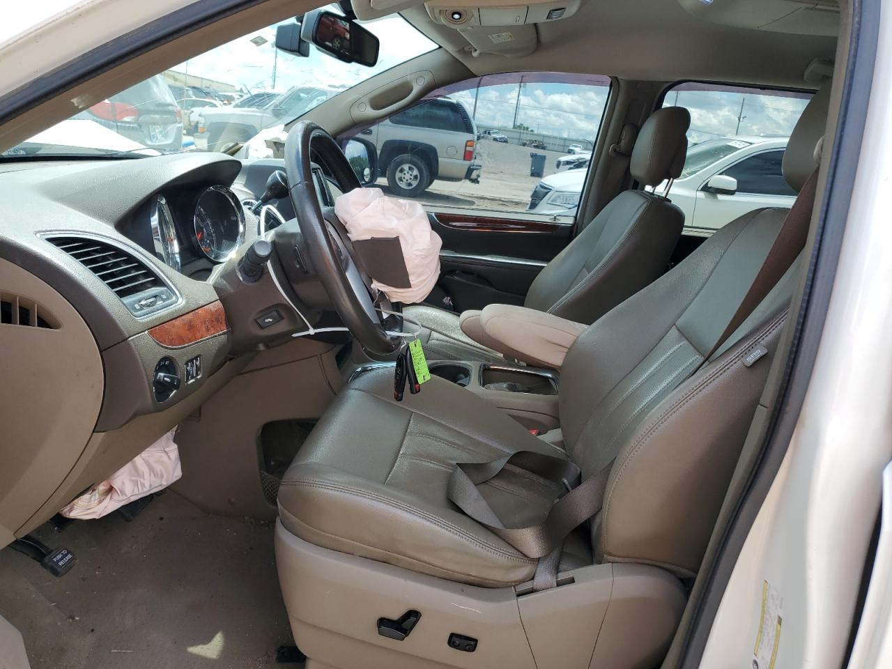 2012 Chrysler Town & Country Touring L VIN: 2C4RC1CGXCR267573 Lot: 55863785