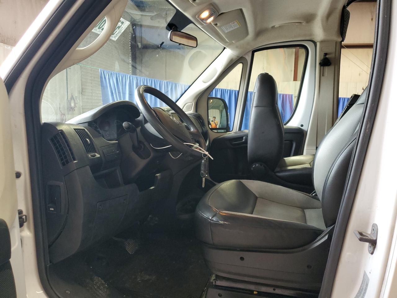 2018 Ram Promaster 2500 2500 High VIN: 3C6TRVDG5JE105494 Lot: 57826635