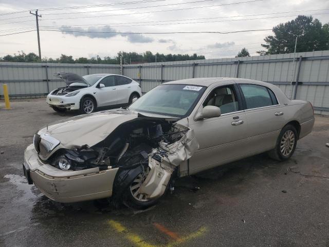 2006 Lincoln Town Car Signature Limited