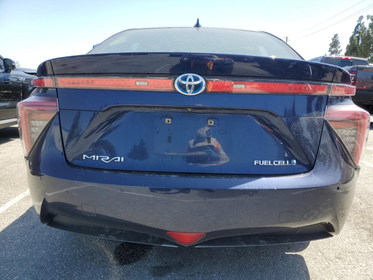 2016 Toyota Mirai VIN: JTDBVRBD3GA000657 Lot: 57149905