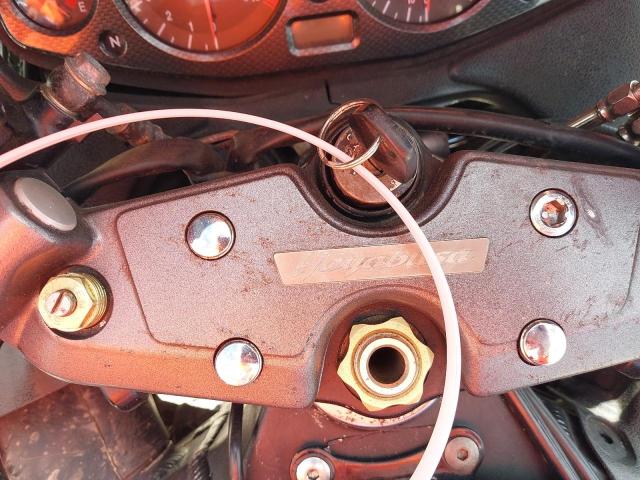 2002 SUZUKI GSX 1300 R