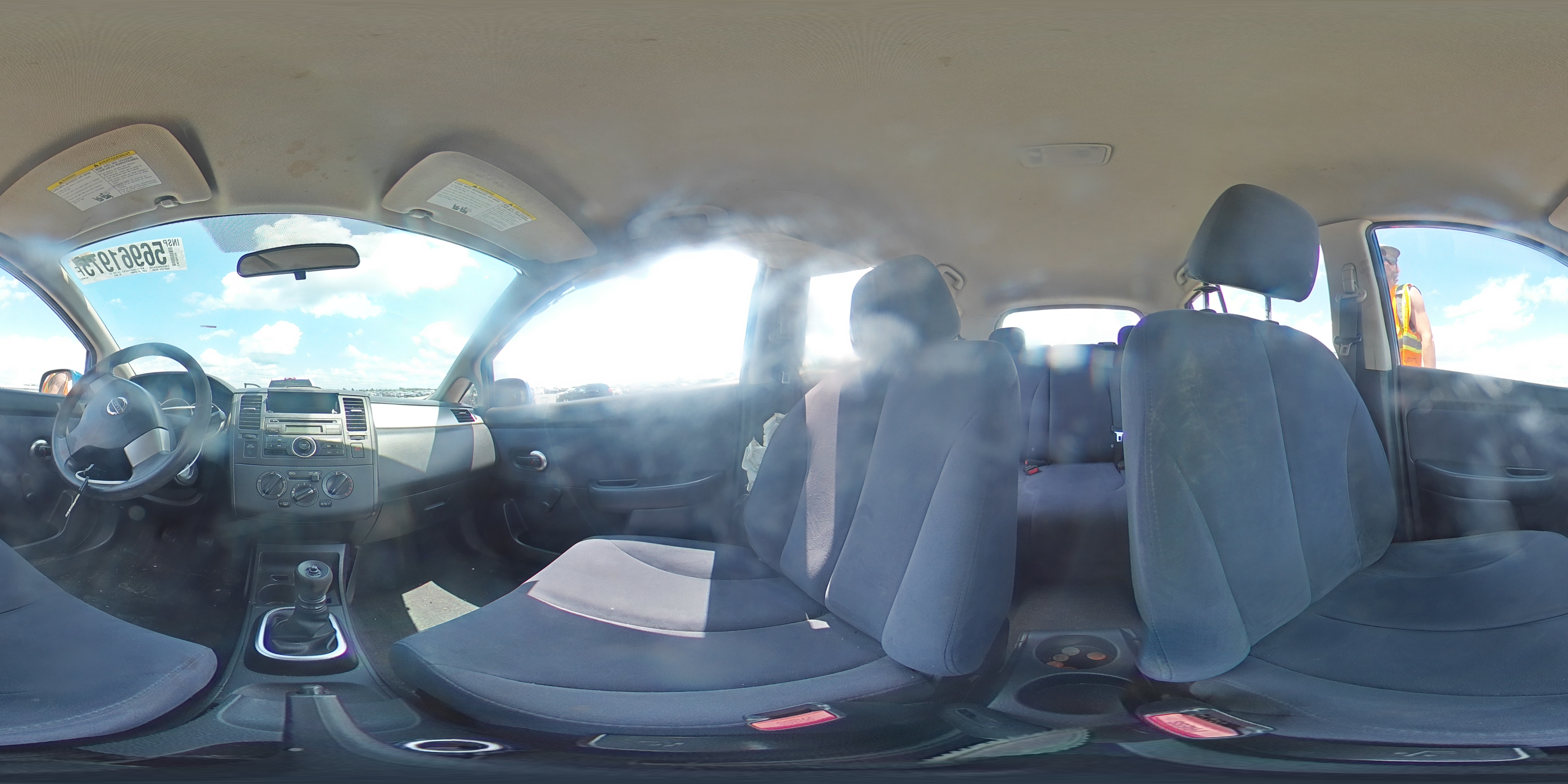 2007 Nissan Versa S VIN: 3N1BC13E97L398127 Lot: 56961975