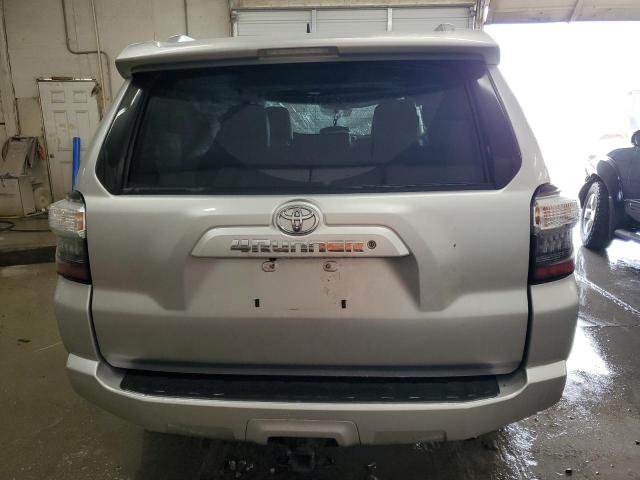  TOYOTA 4RUNNER 2018 Серебристый