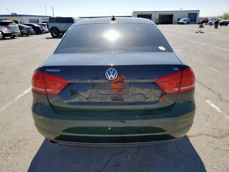 Седаны VOLKSWAGEN PASSAT 2015 Черный