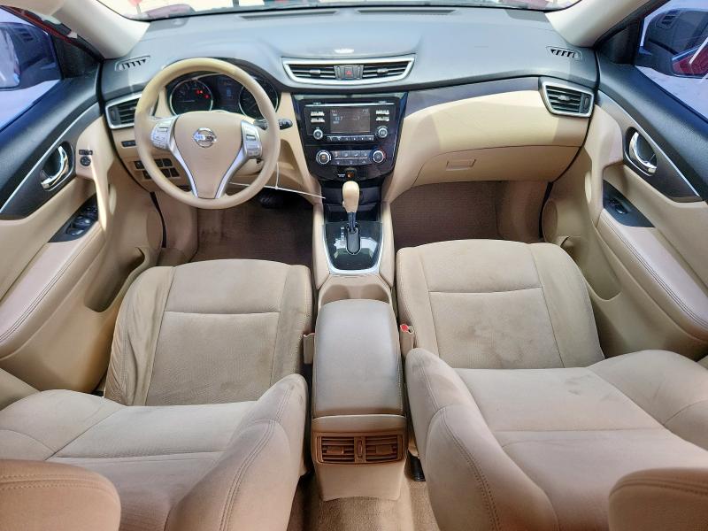  NISSAN ROGUE 2015 Красный