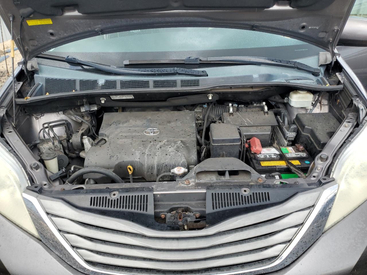 2012 Toyota Sienna Xle VIN: 5TDYK3DC9CS266587 Lot: 54319645