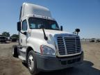 2015 Freightliner Cascadia 125 Truck Tractor for Sale in Bakersfield, CA - Normal Wear