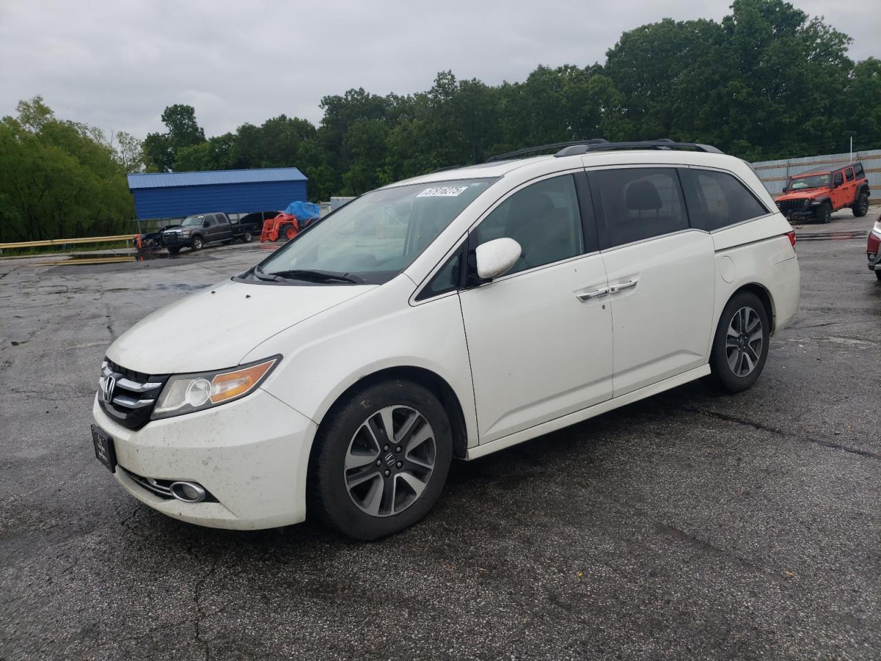 2014 Honda Odyssey Touring for Sale in Rogersville, MO - Rear End