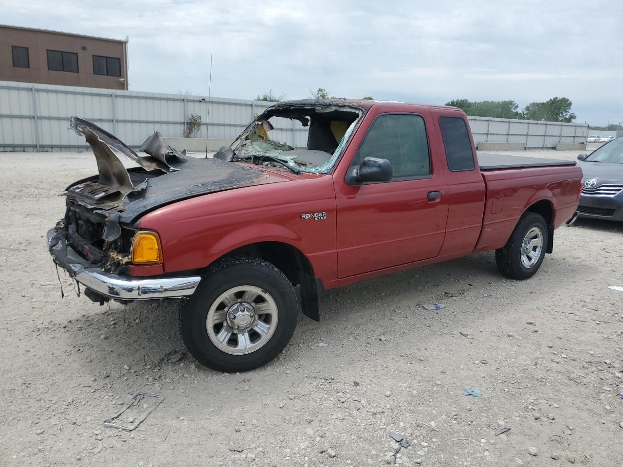 2002 Ford Ranger Super Cab for Sale in Kansas City, KS - Burn