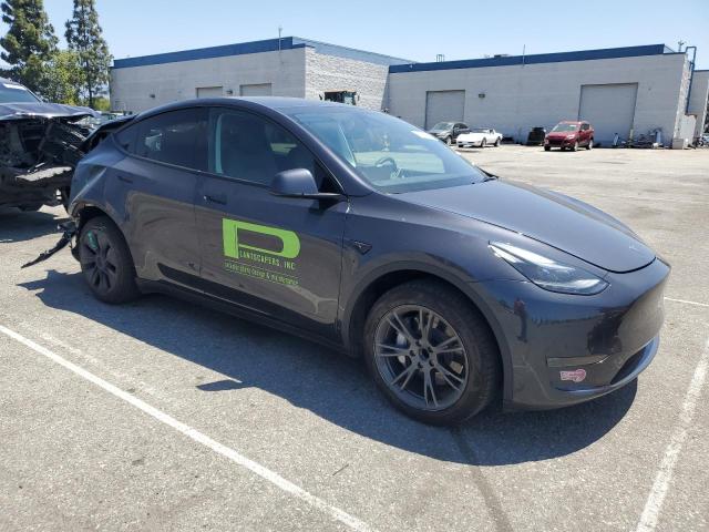  TESLA MODEL Y 2024 Серый