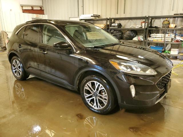  FORD ESCAPE 2021 Czarny
