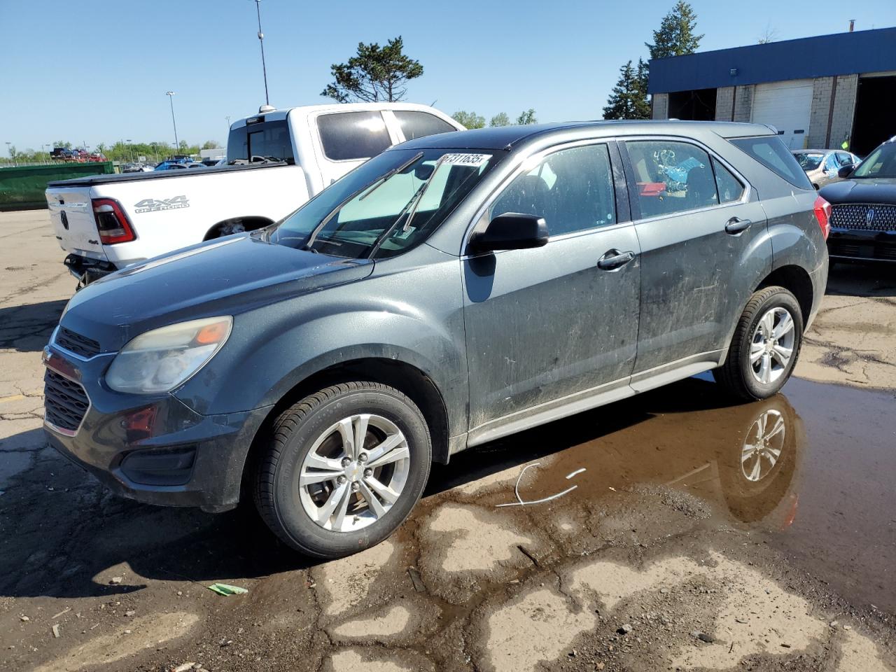 2017 Chevrolet Equinox Ls de vânzare în Woodhaven, MI - Front End