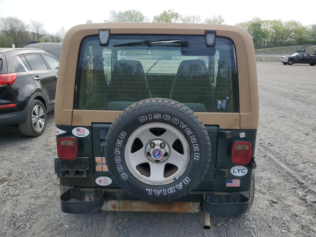 1993 Jeep Wrangler / Yj Sahara VIN: 1J4FY49S2PP260958 Lot: 55181715