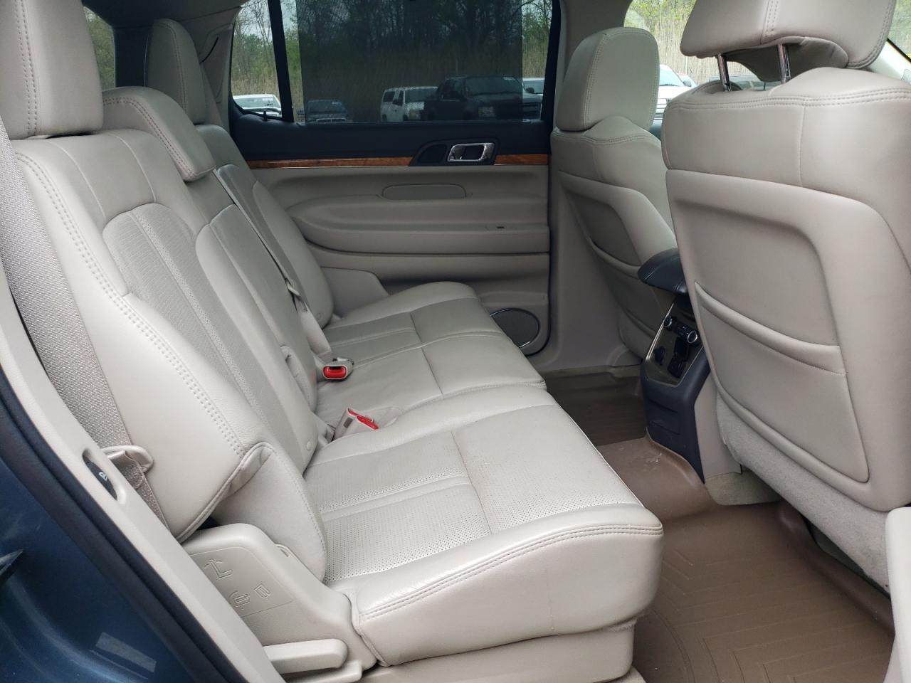 2010 Lincoln Mkt VIN: 2LMHJ5AT3ABJ28125 Lot: 56229505