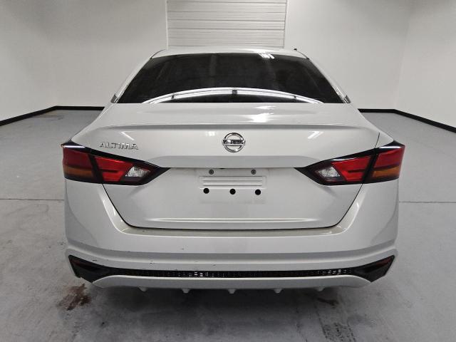  NISSAN ALTIMA 2022 Silver