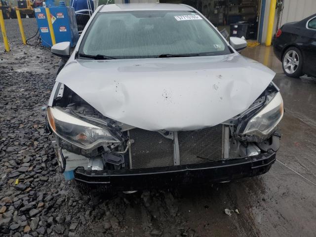  TOYOTA COROLLA 2015 Srebrny