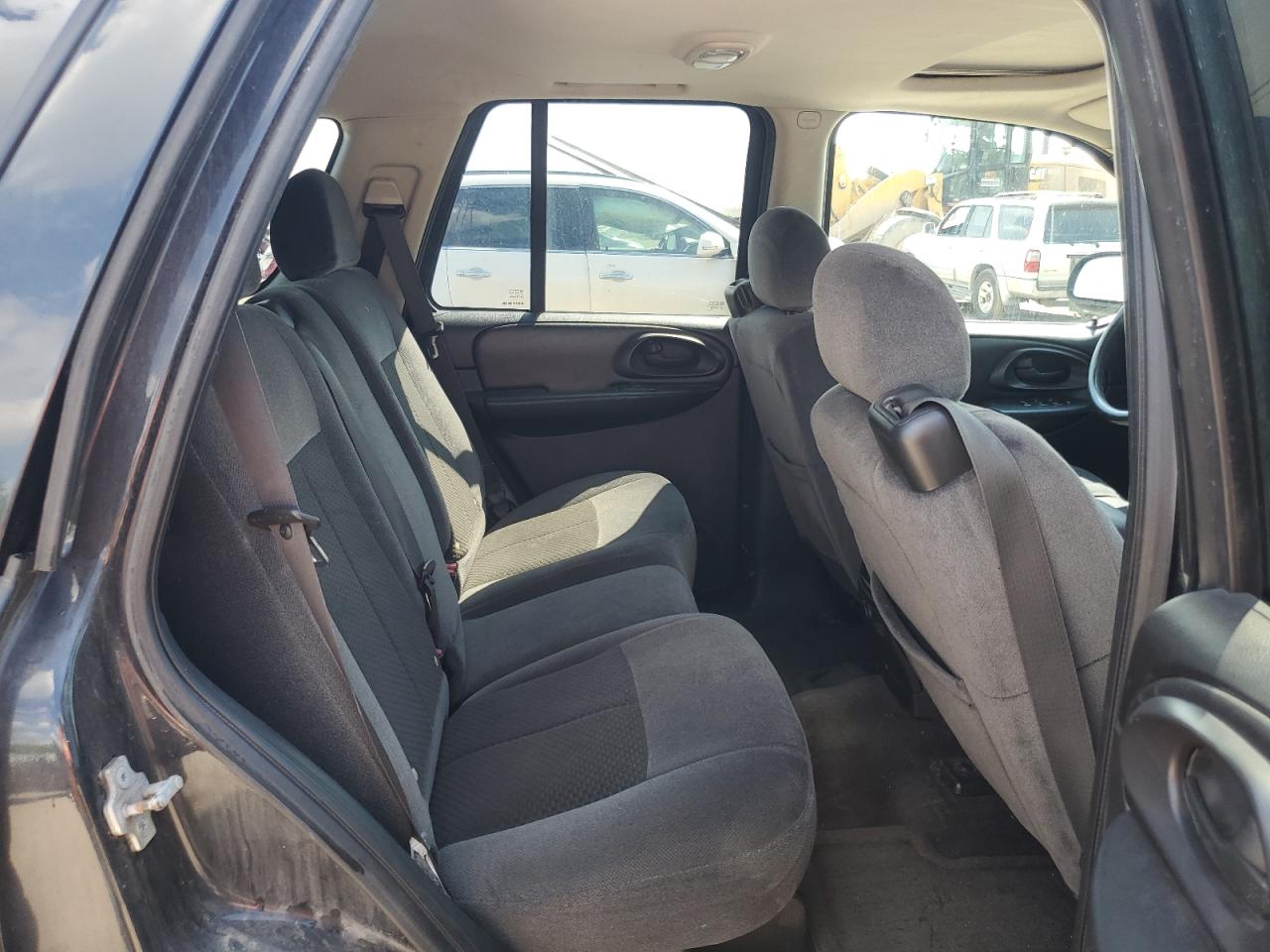 2008 Chevrolet Trailblazer Ls VIN: 1GNDS13SX82261805 Lot: 56715955