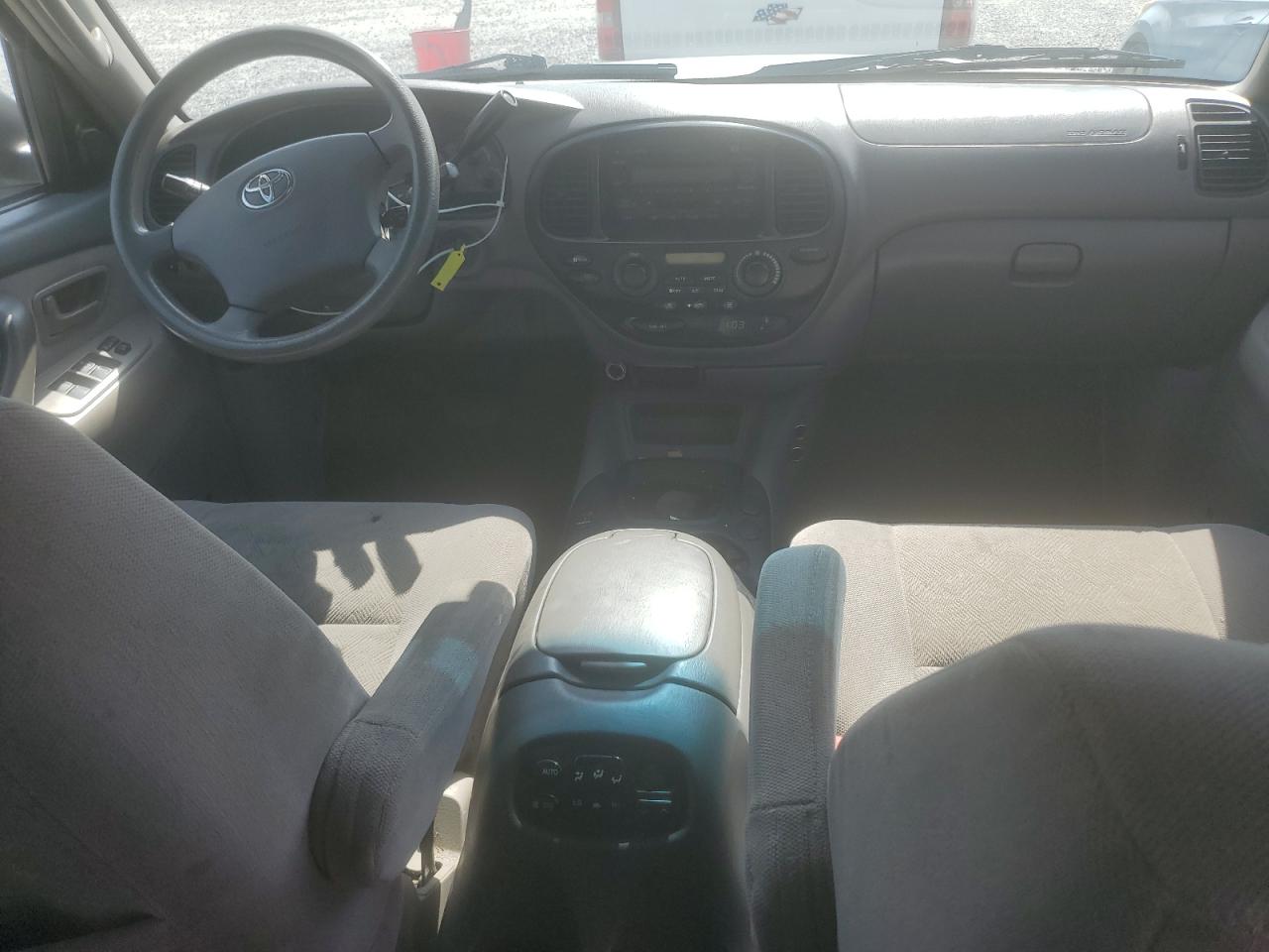 2004 Toyota Sequoia Sr5 VIN: 5TDZT34A04S227663 Lot: 56754905