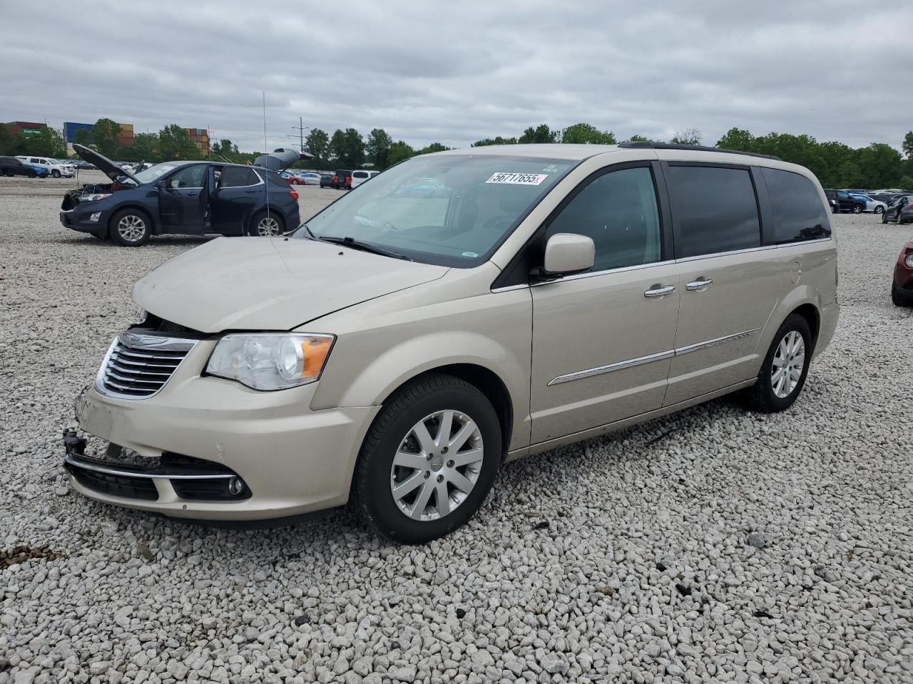 2016 Chrysler Town & Country Touring for Sale in Columbus, OH - Front End