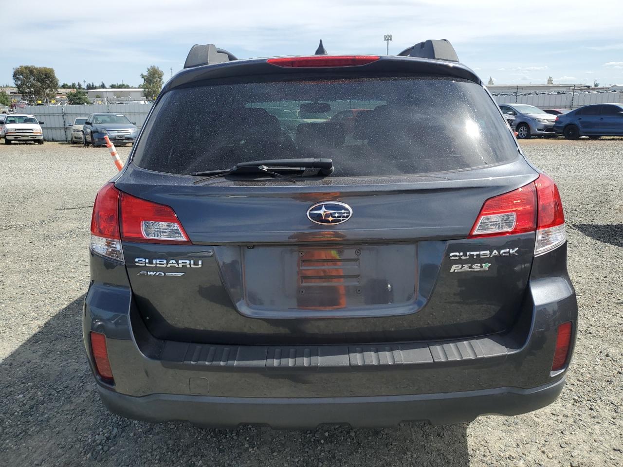 2013 Subaru Outback 2.5I Limited VIN: 4S4BRBKC7D3272255 Lot: 56914915