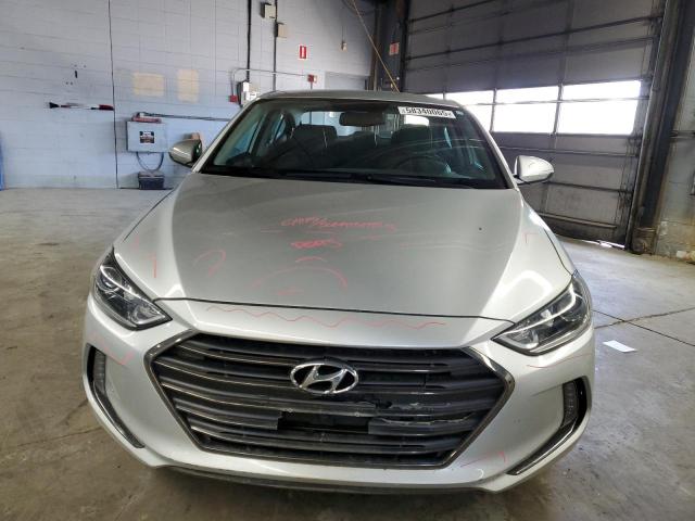  HYUNDAI ELANTRA 2018 Белый