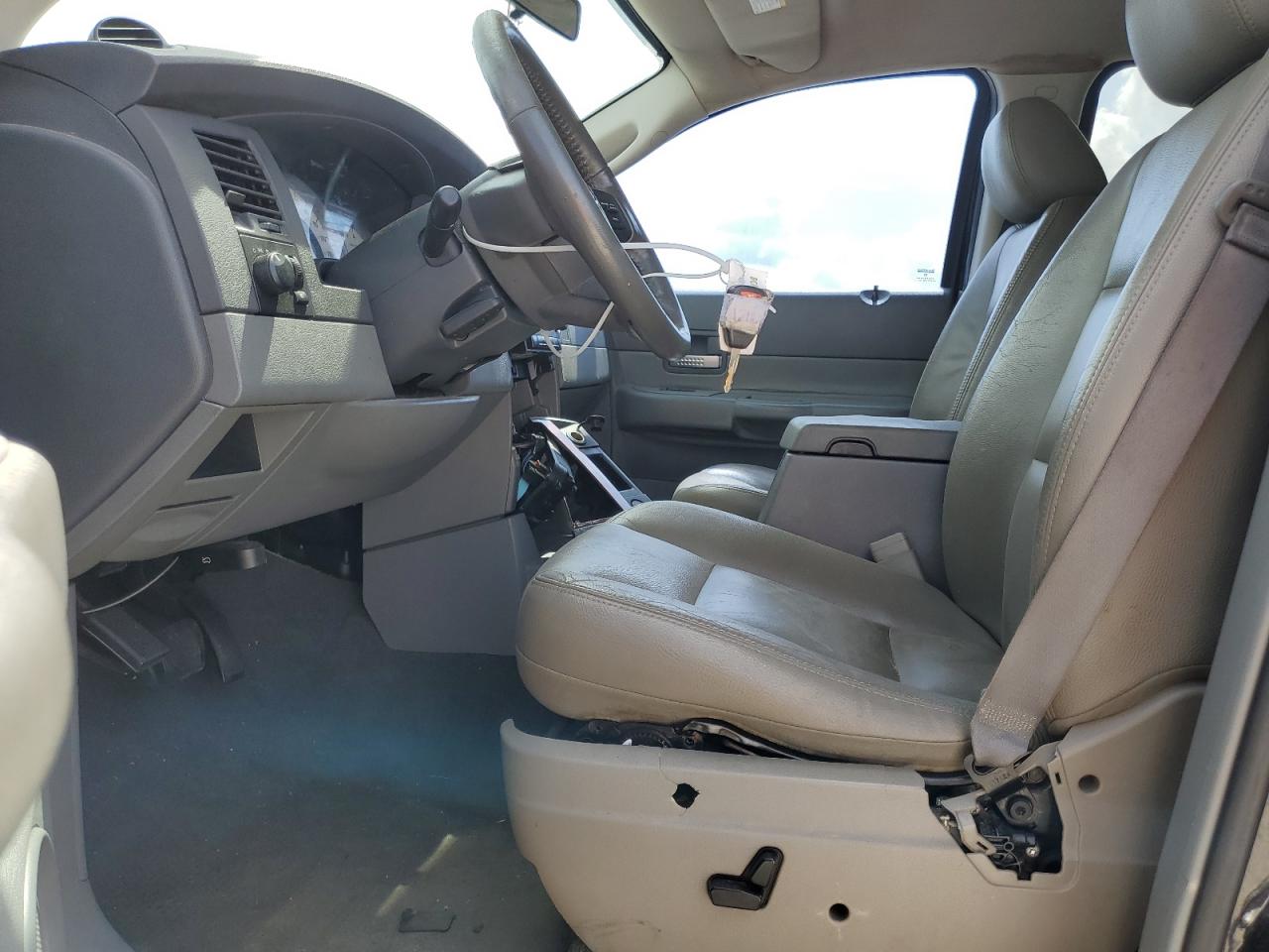 2005 Dodge Durango Slt VIN: 1D4HD48D15F617629 Lot: 58730925