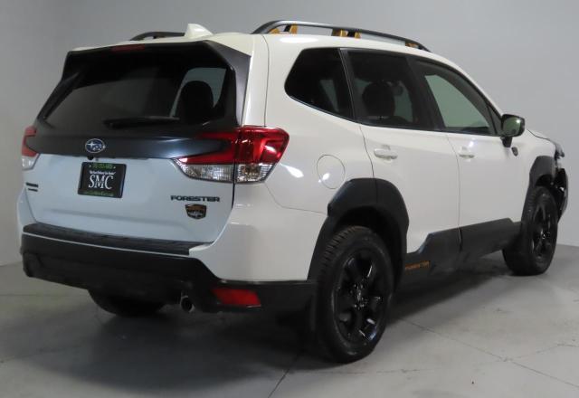  SUBARU FORESTER 2023 Biały