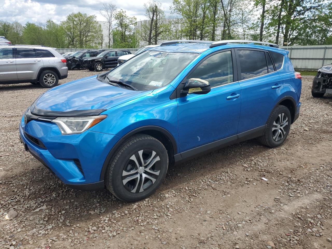 Central Square, NY에서 판매 중인 2018 Toyota Rav4 Le - Rollover