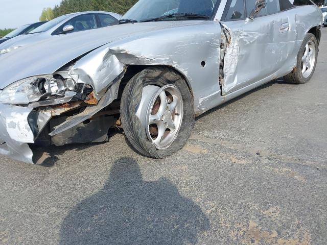 2004 MAZDA MX-5