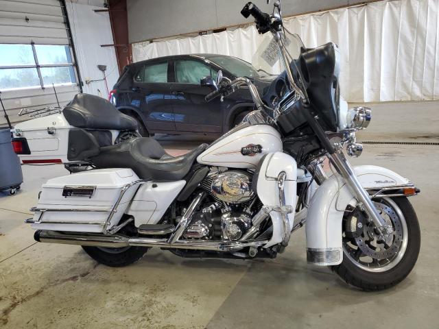 2008 Harley-Davidson Flhtcui 