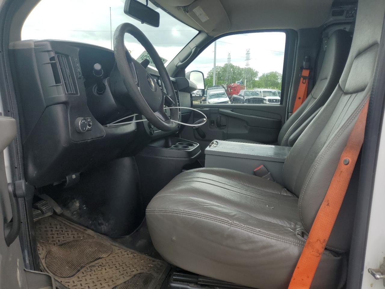 2013 Chevrolet Express G2500 VIN: 1GCWGFCAXD1902992 Lot: 57453255