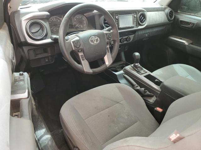  TOYOTA TACOMA 2018 Сріблястий