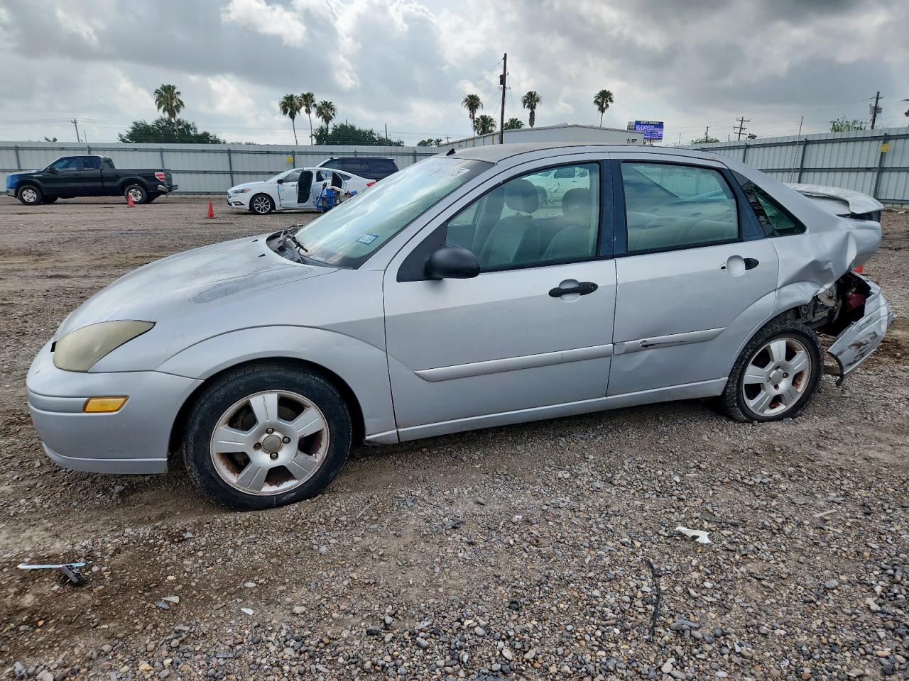 2003 Ford Focus Zts იყიდება Mercedes-ში, TX - Water/Flood