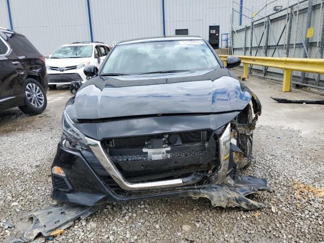  NISSAN ALTIMA 2022 Черный