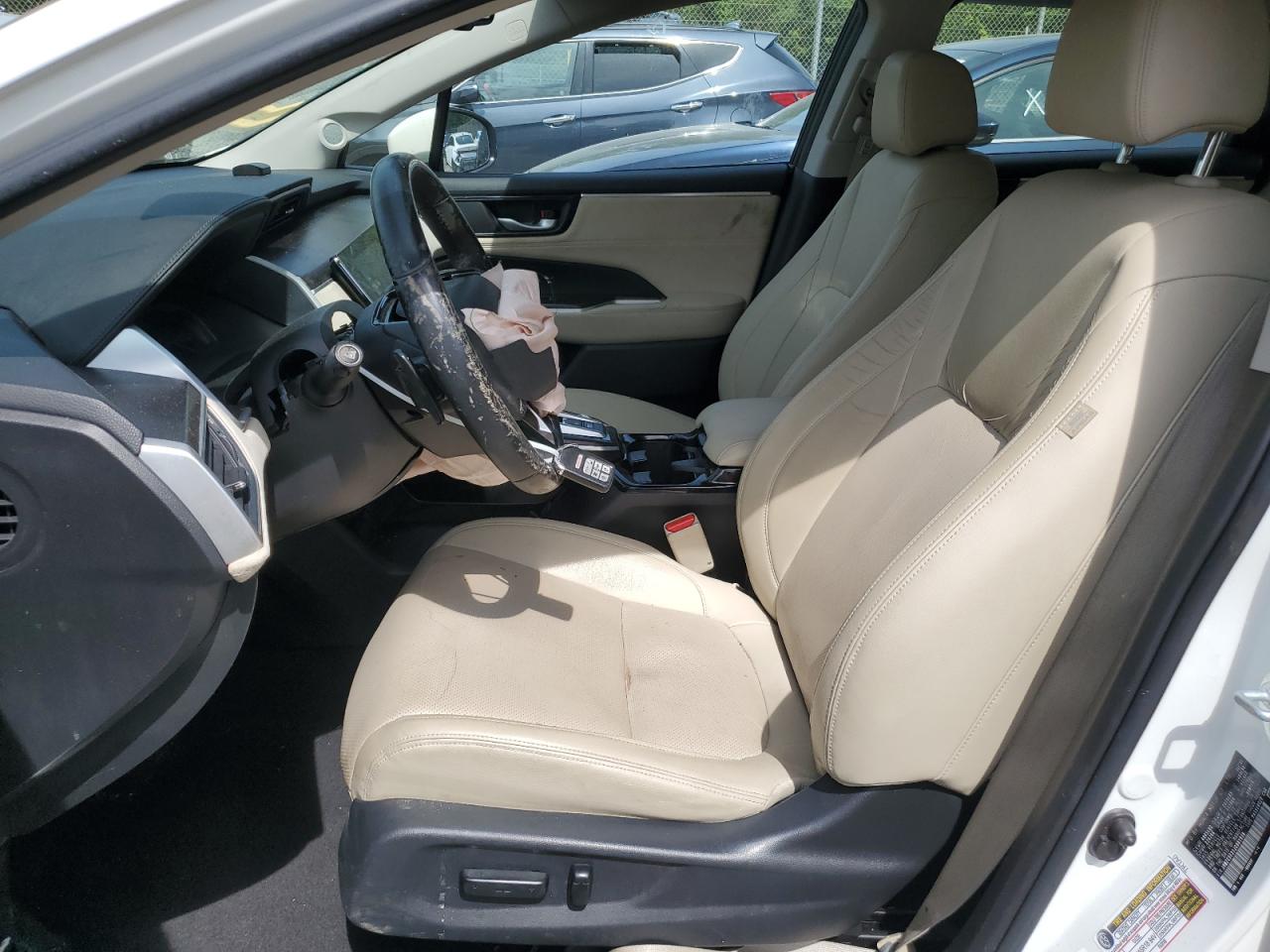 2018 Honda Clarity Touring VIN: JHMZC5F31JC001976 Lot: 56673745
