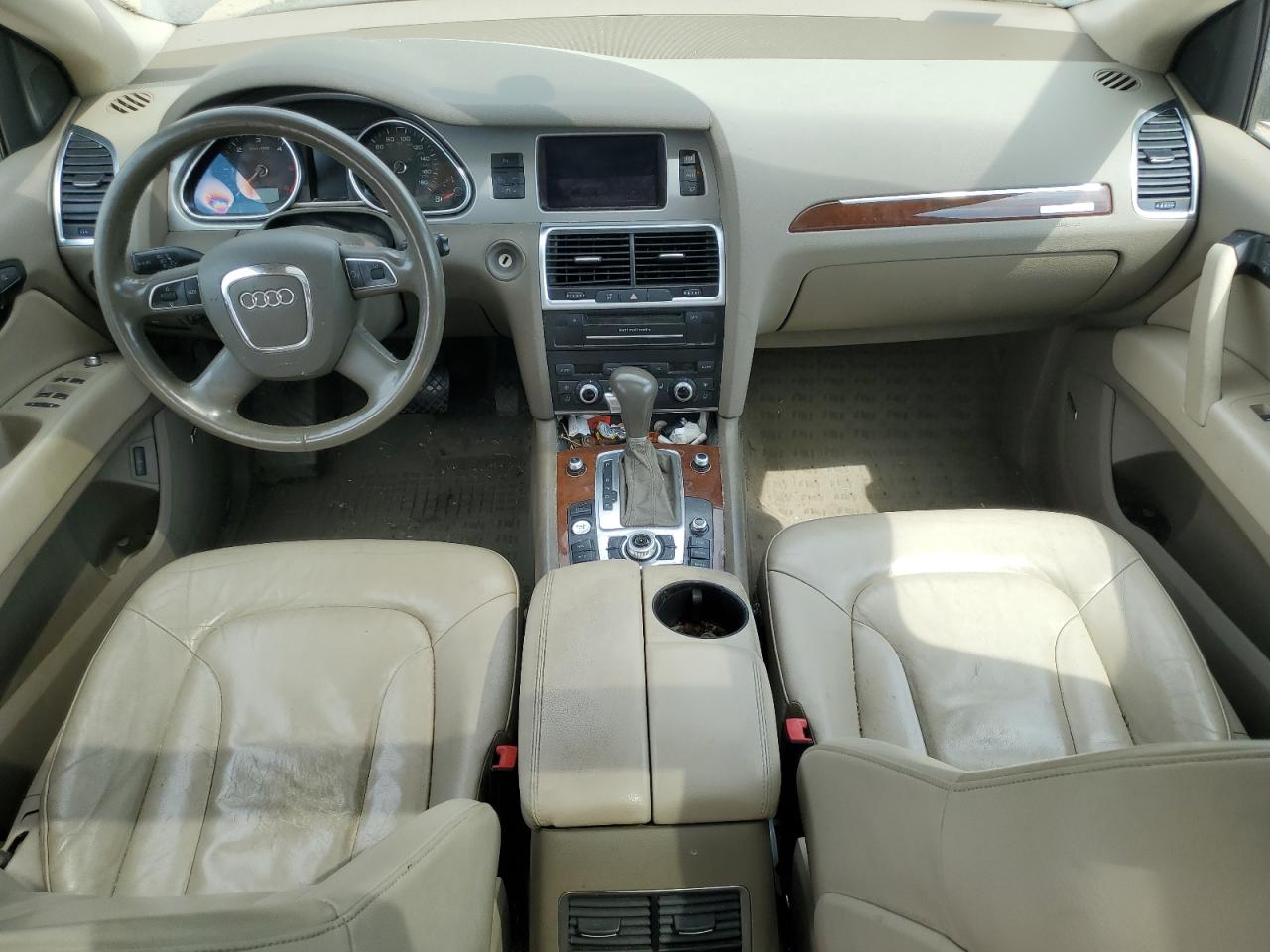 2010 Audi Q7 Prestige VIN: WA1VMAFE6AD005940 Lot: 56990425