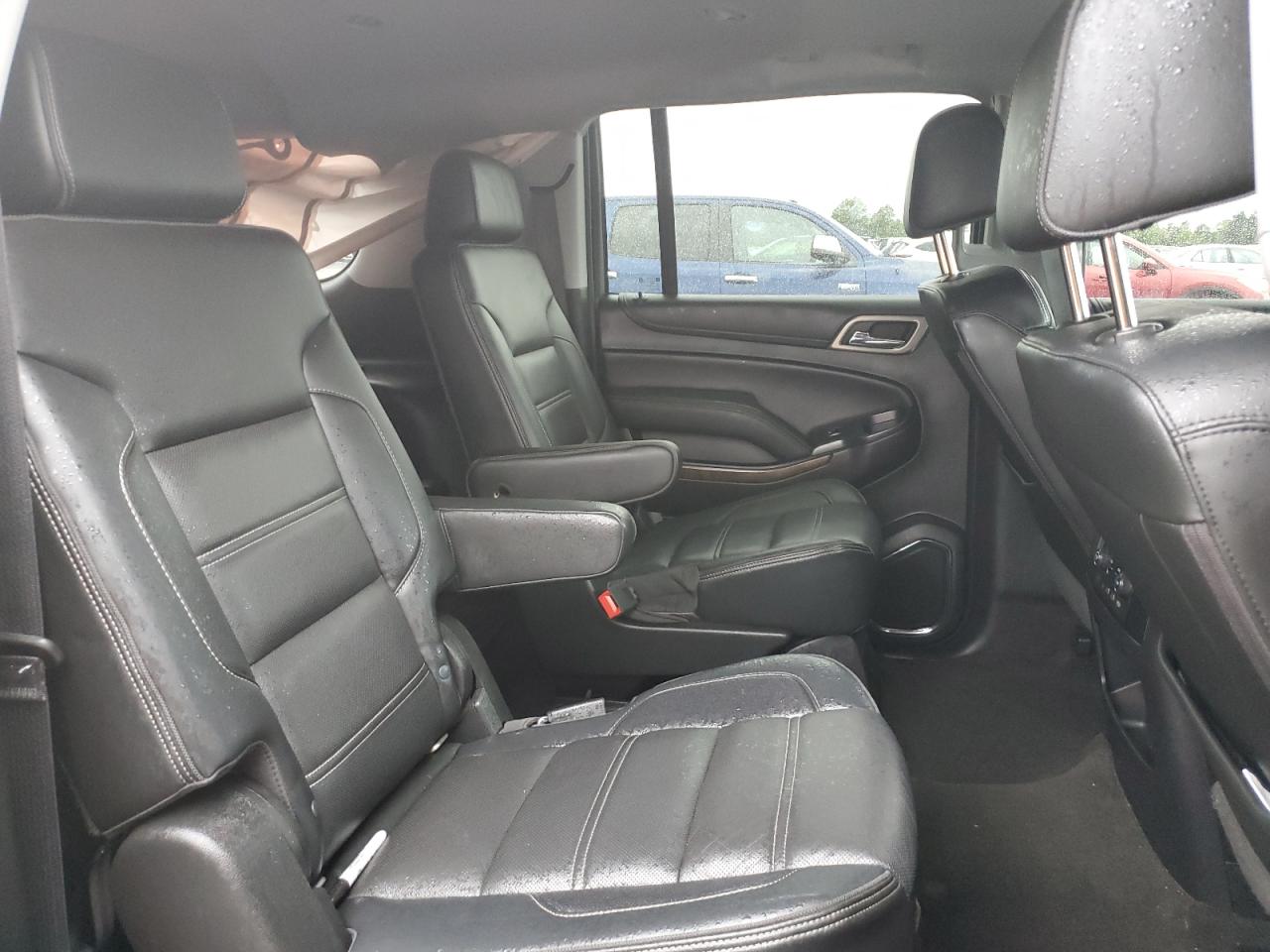 2018 GMC Yukon Xl Denali VIN: 1GKS2HKJXJR363141 Lot: 56869535