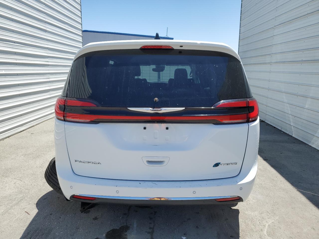 2024 Chrysler Pacifica Hybrid Select VIN: 2C4RC1S70RR117840 Lot: 56529005