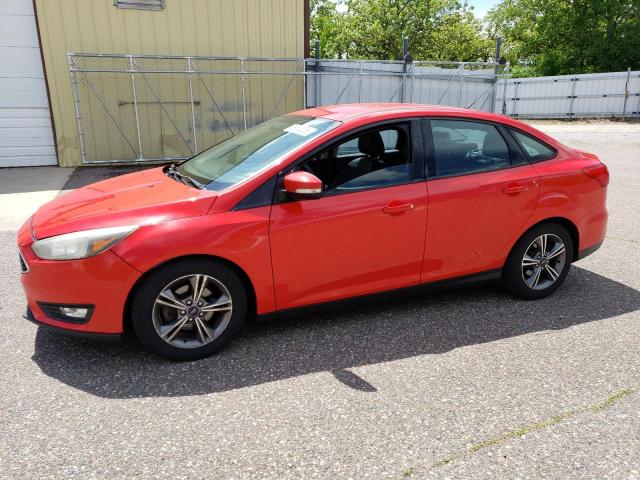 Sedans FORD FOCUS 2016 Czerwony
