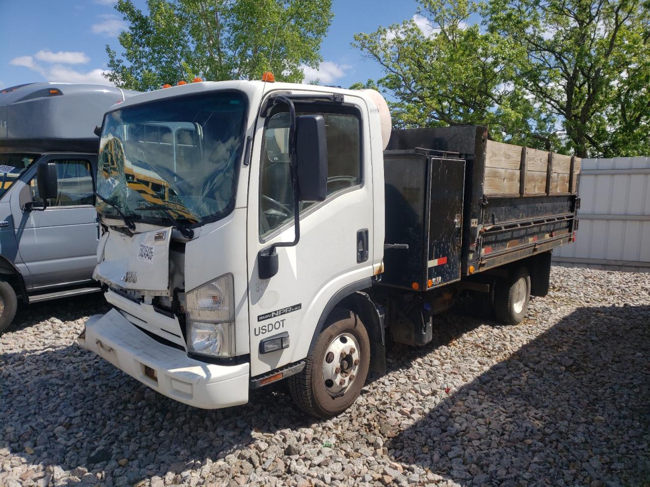 2014 Isuzu Npr Hd на продаже в Avon, MN - Front End