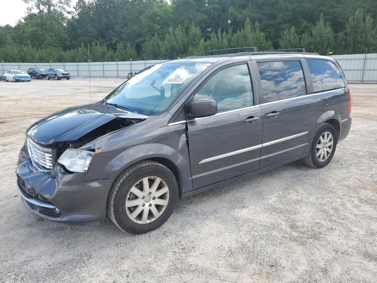 Harleyville, SC에서 판매 중인 2015 Chrysler Town & Country Touring - Front End