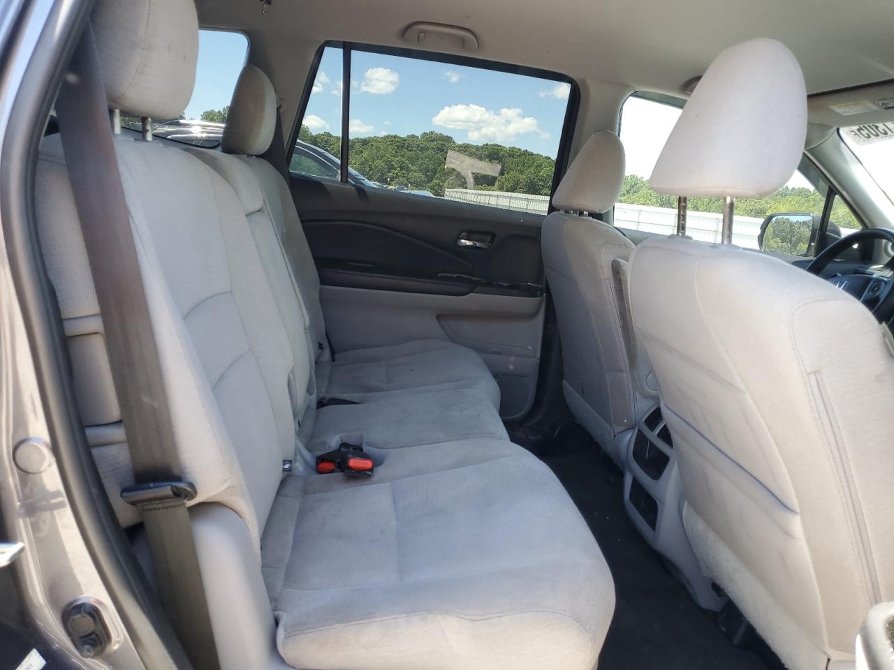 2016 Honda Pilot Lx VIN: 5FNYF6H15GB112578 Lot: 58371305