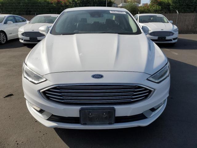 Седаны FORD FUSION 2017 Белый