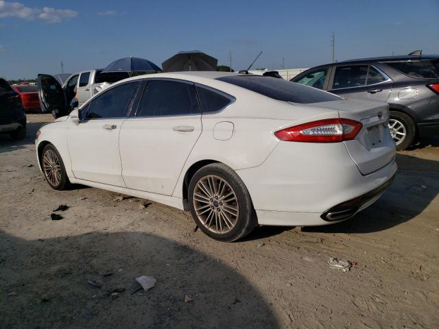 Sedans FORD FUSION 2013 White