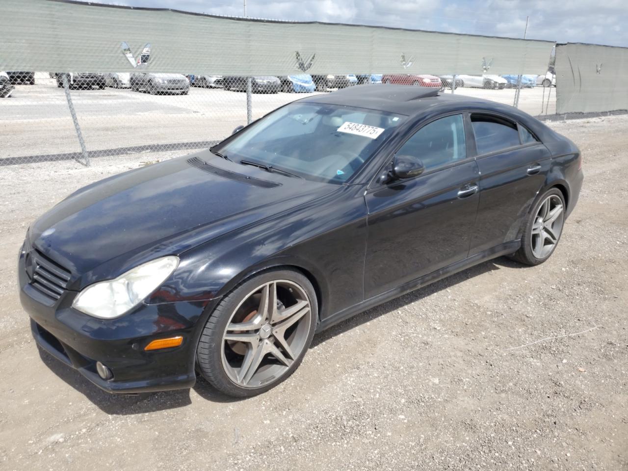 2008 Mercedes-Benz Cls 550 for Sale in Homestead, FL - Stripped