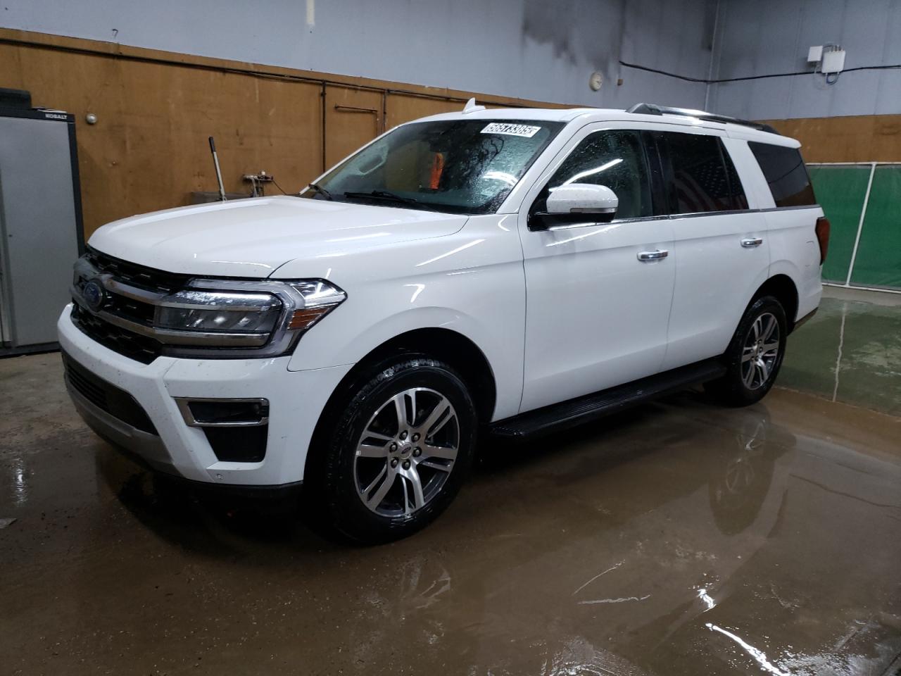 Kincheloe, MI에서 판매 중인 2024 Ford Expedition Limited - Minor Dent/Scratches
