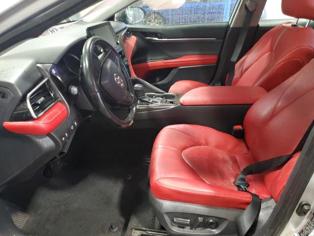  TOYOTA CAMRY 2021 Srebrny
