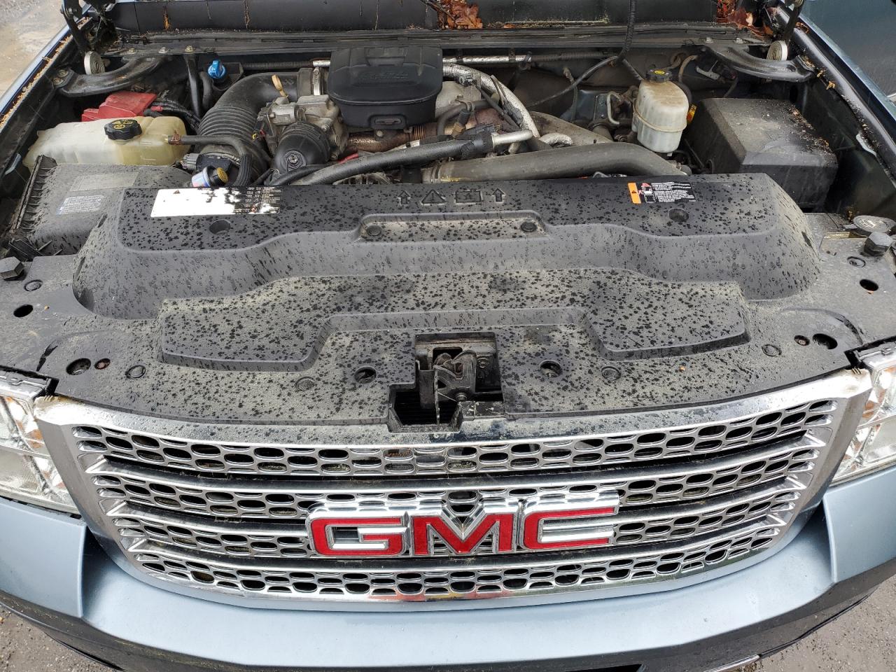2011 GMC Sierra K2500 Denali VIN: 1GT125C82BF172513 Lot: 54895435