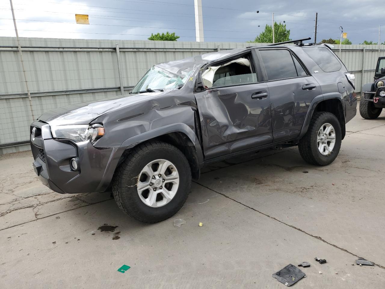 2019 Toyota 4Runner Sr5/Sr5 Premium VIN: JTEBU5JR5K5649351 Lot: 57179625